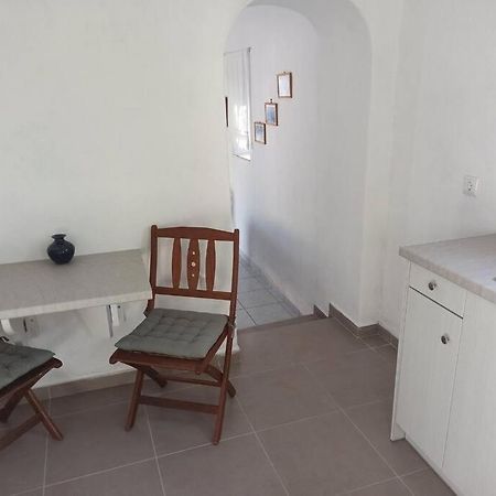 Δίκλινο Δωμάτιο Δονούσα Με Εξαιρετικό Μπαλκόνι Buitenkant foto